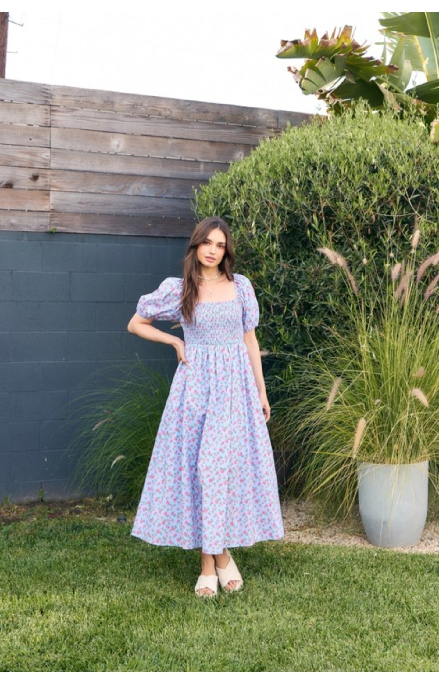 Floral print midi dress with pockets
