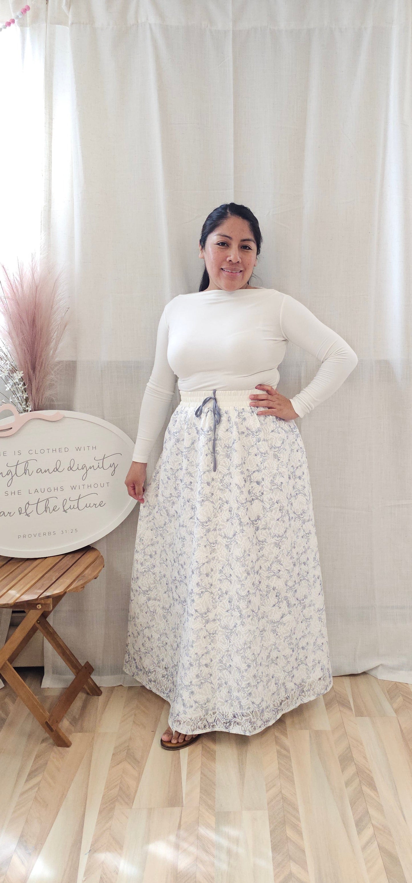 Lace Midi Skirt-blue