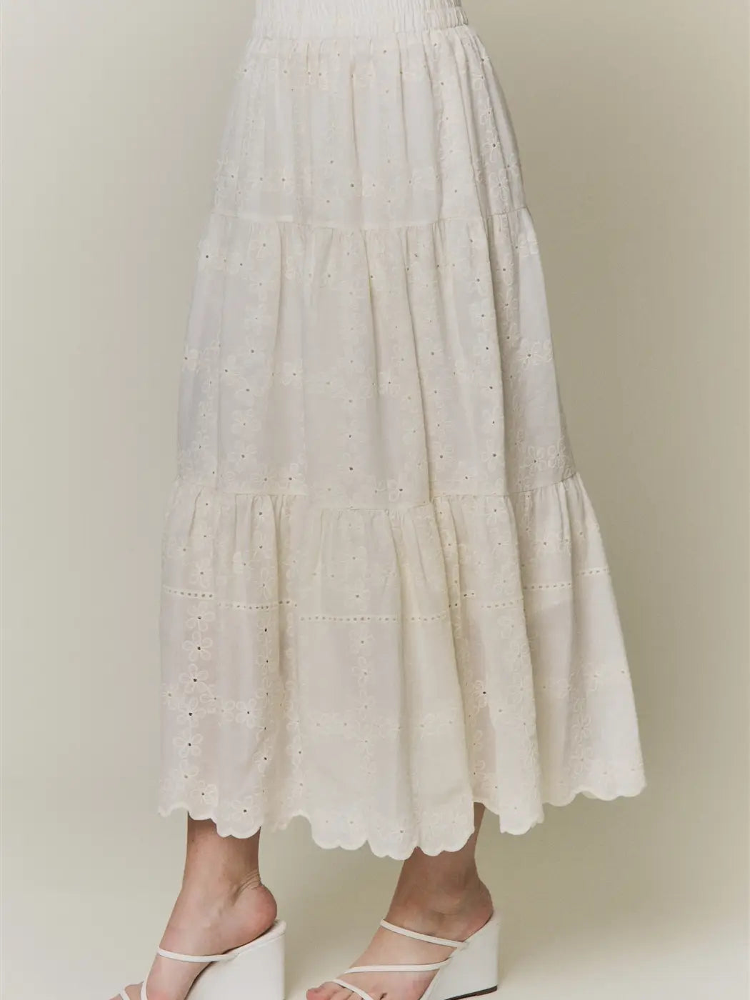 SCALLOP MIDI SKIRT-IVORY