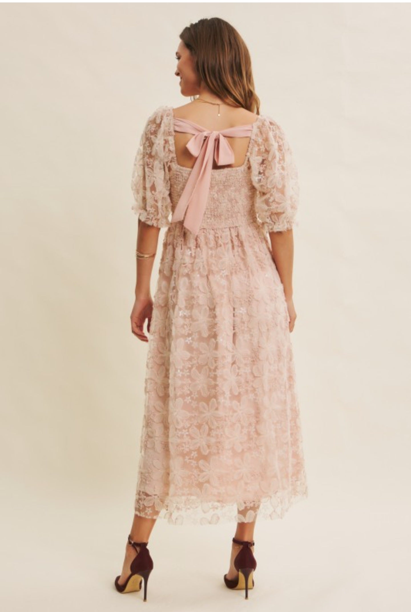 ɴᴜʀɪᴀ ᴍɪᴅɪ ᴅʀᴇꜱꜱ-ᴅᴜꜱᴛʏ ᴘɪɴᴋ