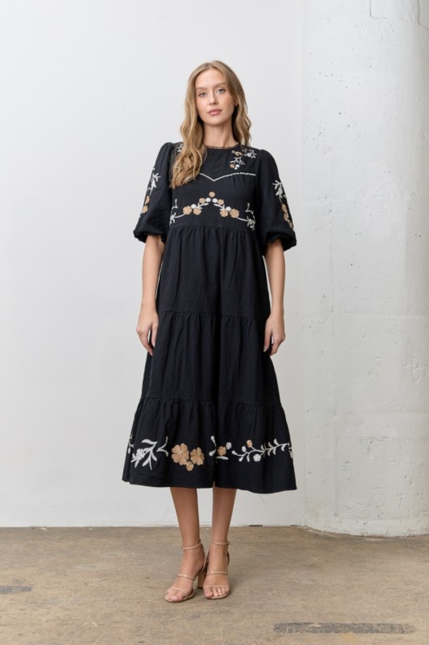 Marilyn embroidery midi dress